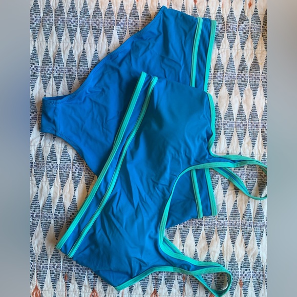 High Waisted/High Cut Bikini - Picture 7 of 10